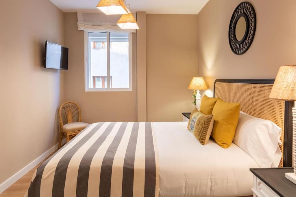 Plaza Nueva Deluxe Suite By Valcambre Seville Ngoại thất bức ảnh