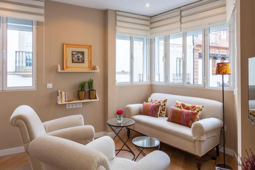 Plaza Nueva Deluxe Suite By Valcambre Seville Ngoại thất bức ảnh