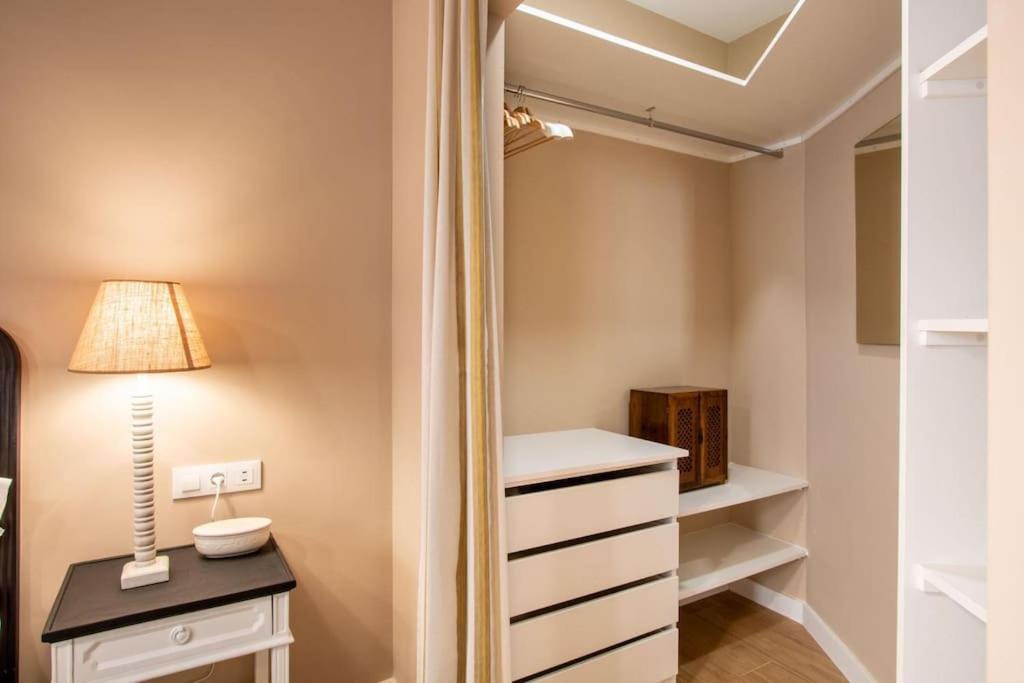 Plaza Nueva Deluxe Suite By Valcambre Seville Ngoại thất bức ảnh