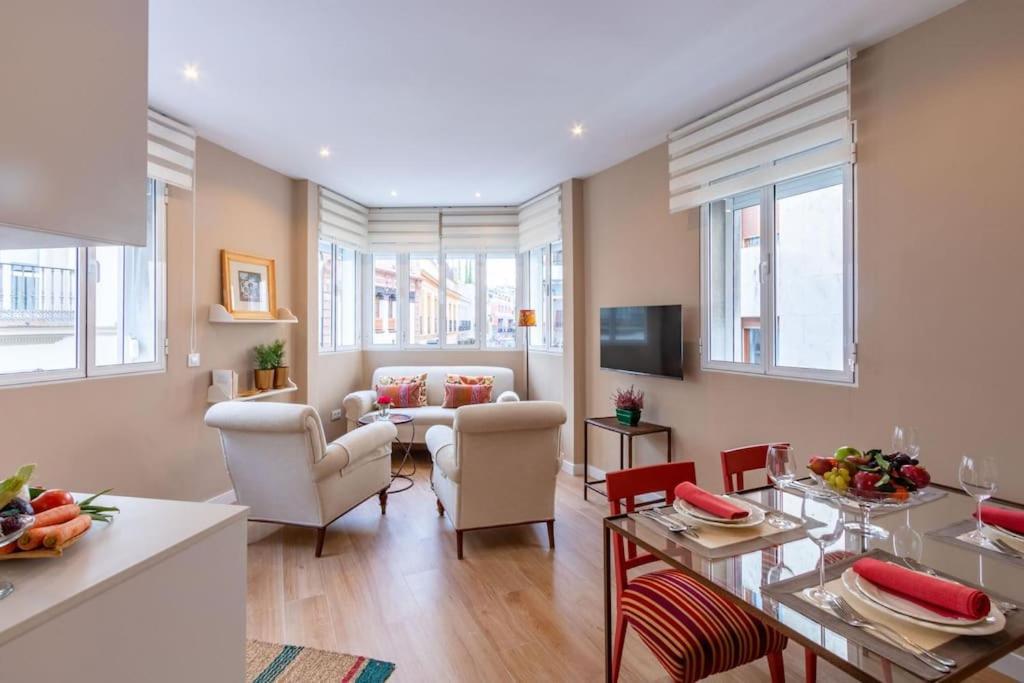 Plaza Nueva Deluxe Suite By Valcambre Seville Ngoại thất bức ảnh
